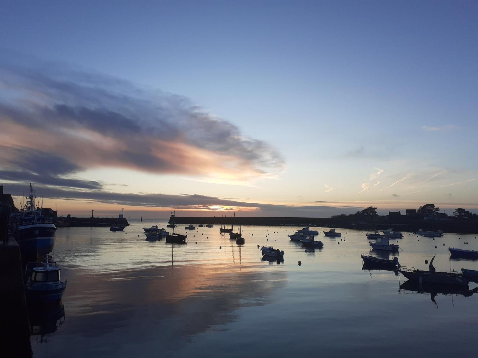 Le Mora Hotes Bed & Breakfast Barfleur Dış mekan fotoğraf