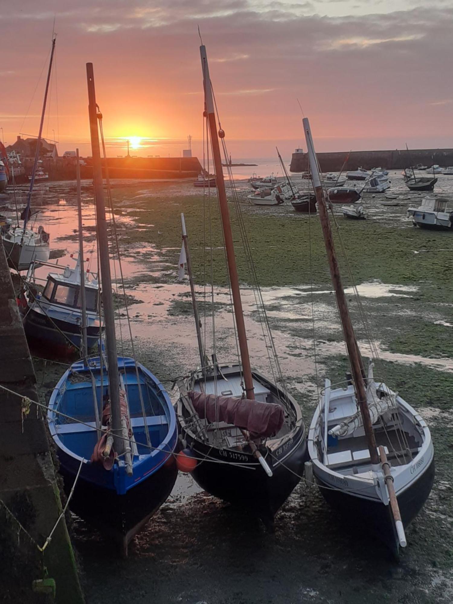 Le Mora Hotes Bed & Breakfast Barfleur Dış mekan fotoğraf